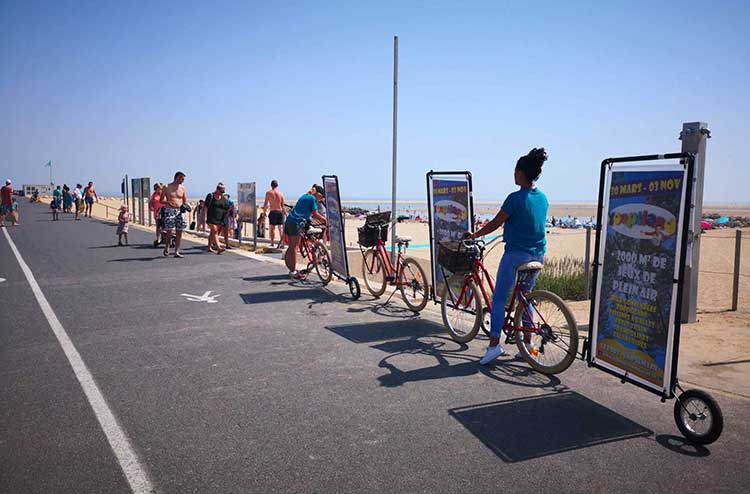 Street marketing vélo communication d'entreprises agence Orgonne Royan Charente Maritime France